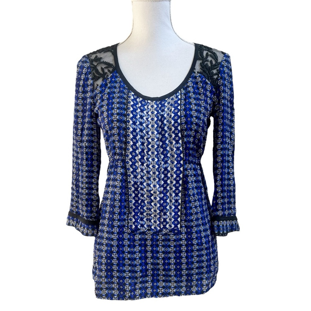 Nanette Lepore NWOT 100% Silk Top Women Sz S Geometric Lace Blue Black Top